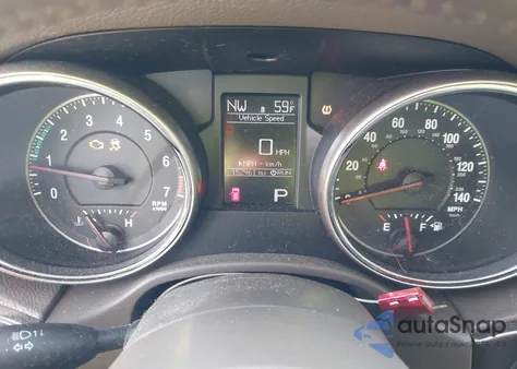 2013 Jeep Grand Cherokee Laredo z USA, uszkodzony, nr VIN 1C4RJFAG8DC610042